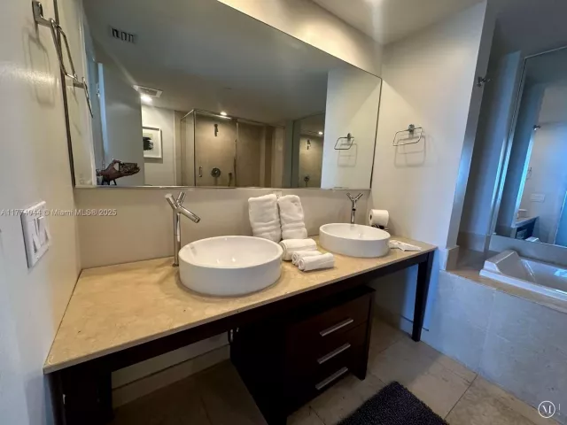 Продажа квартиры #4408 - фото 6600669