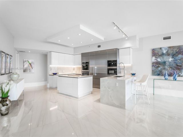 Продажа квартиры #704 - фото 5850812