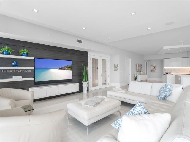 Продажа квартиры #704 - фото 5850814