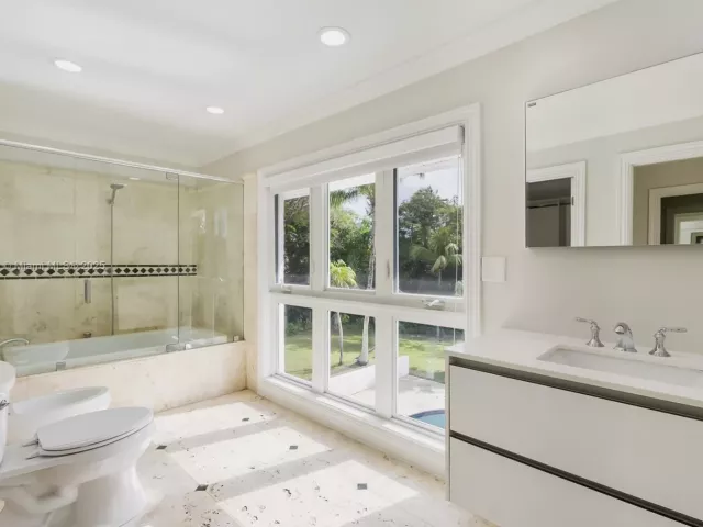 Продажа дома по адресу 413 Santurce Ave - фото 5846236