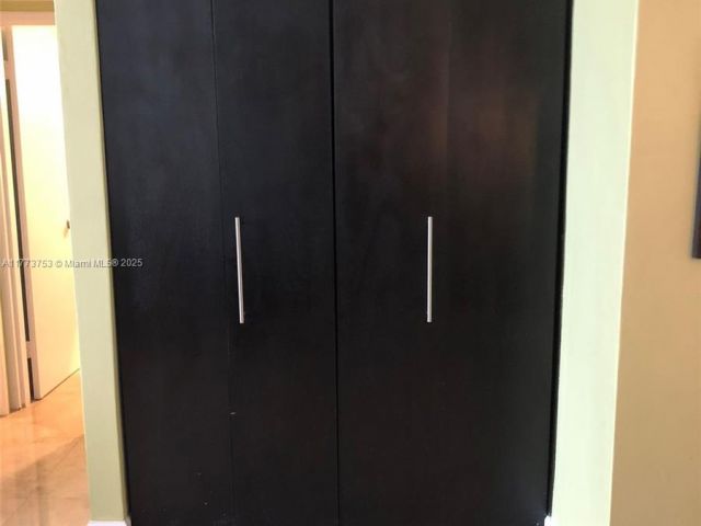 Продажа квартиры # - фото 7440319