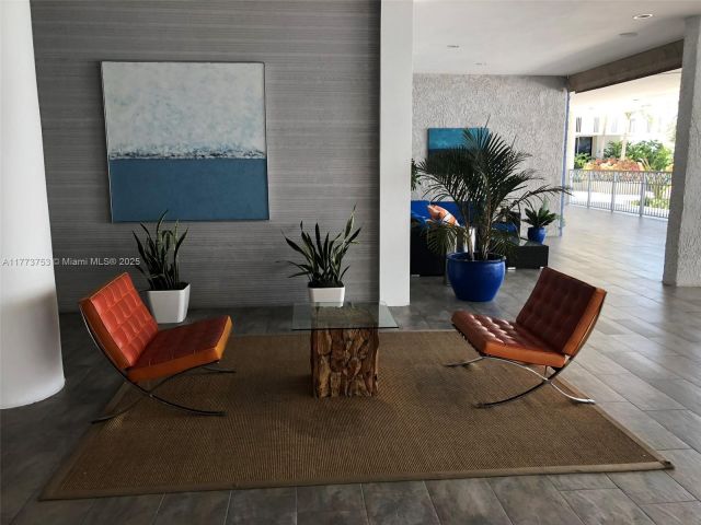 Продажа квартиры # - фото 7440326