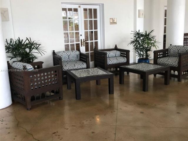 Продажа квартиры # - фото 7440330