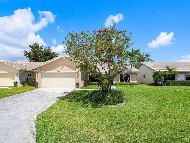 Продажа дома по адресу 6053 Petaluma Drive - фото 5847725