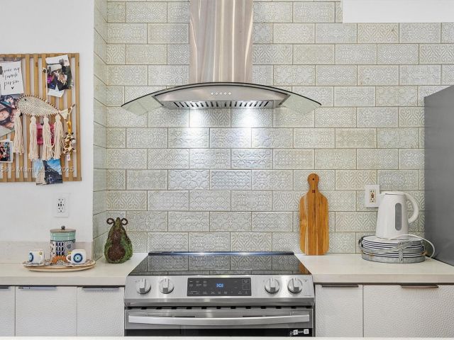 Продажа дома по адресу 266 NE 117th St - фото 5846021