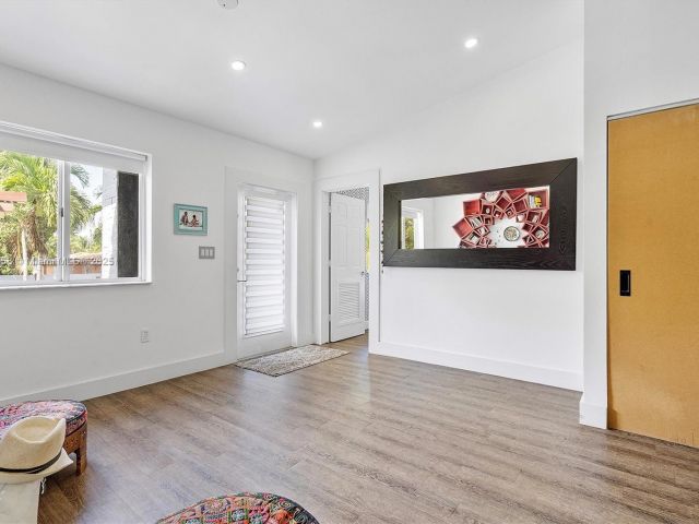 Продажа дома по адресу 266 NE 117th St - фото 5846028