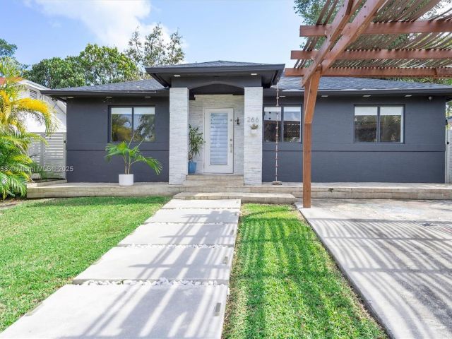 Продажа дома по адресу 266 NE 117th St - фото 5846029