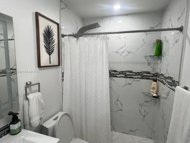 Продажа дома по адресу 545 NW 136th St - фото 5845387