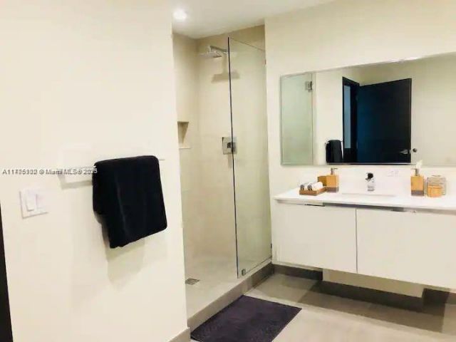 Продажа квартиры #N322 - фото 5892863