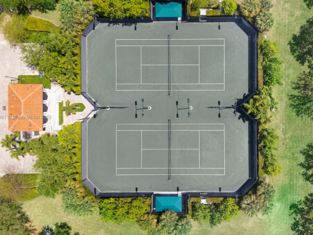 Продажа дома по адресу 30 Leucadendra Dr - фото 5848504