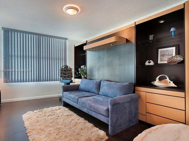 Продажа квартиры #705 - фото 5854543