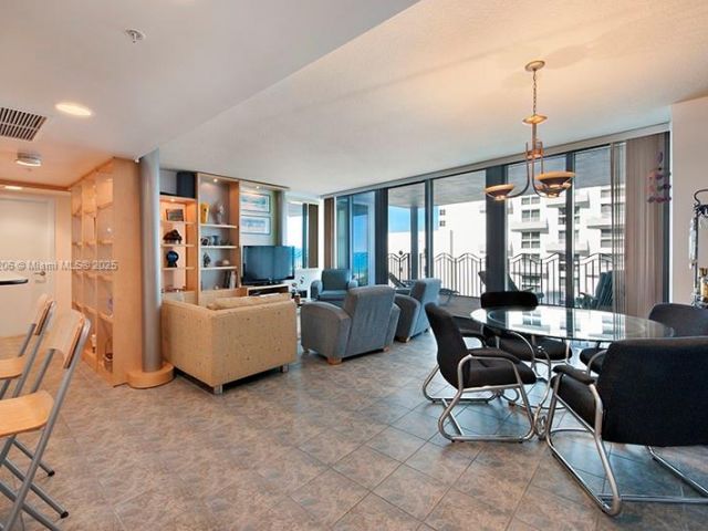 Продажа квартиры #705 - фото 5854553