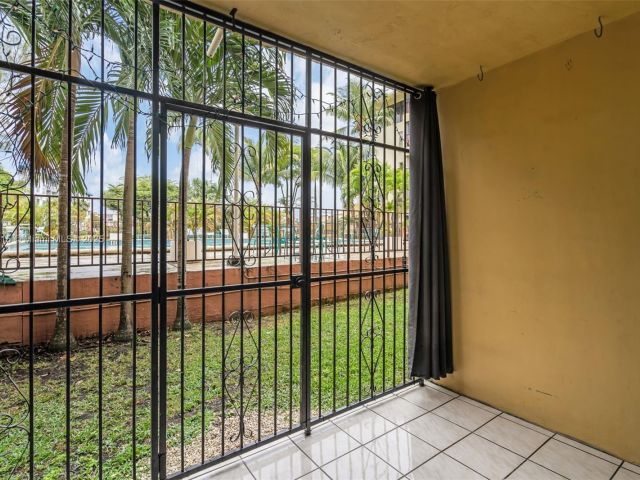 Продажа дома по адресу 8775 Park Blvd 111 - фото 5850666