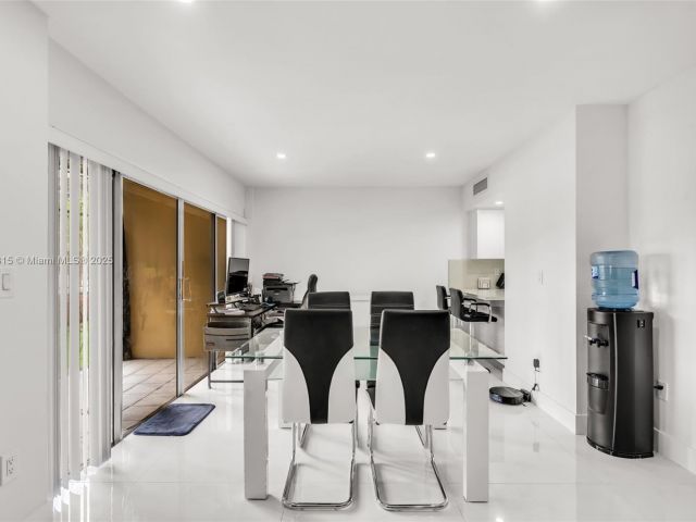 Продажа дома по адресу 8775 Park Blvd 111 - фото 5850667