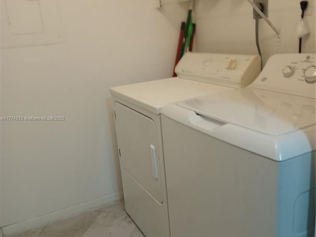 Продажа квартиры #9305 - фото 6272760