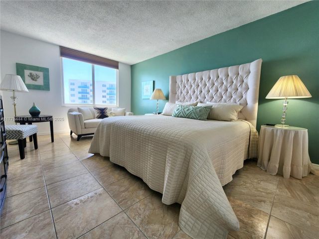 Продажа квартиры #1212 - фото 5920356