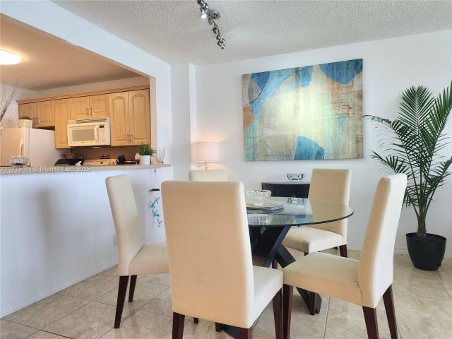 Продажа квартиры #1212 - фото 5920363