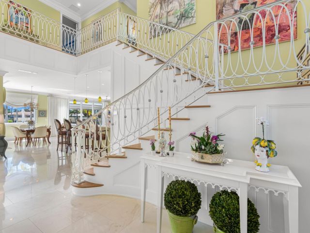 Продажа дома по адресу 2870 NE 24th Pl - фото 5892982