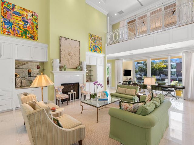 Продажа дома по адресу 2870 NE 24th Pl - фото 5892984