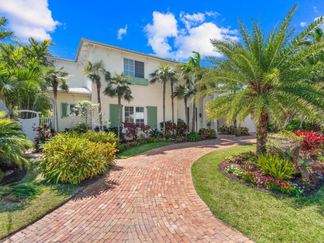 Продажа дома по адресу 2870 NE 24th Pl - фото 5892989