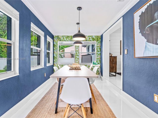 Дом в аренду по адресу 775 NW 44th St - фото 6047161