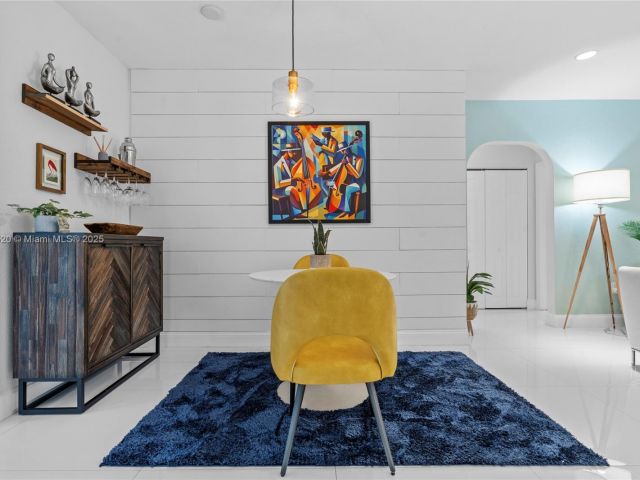 Дом в аренду по адресу 775 NW 44th St - фото 6047166