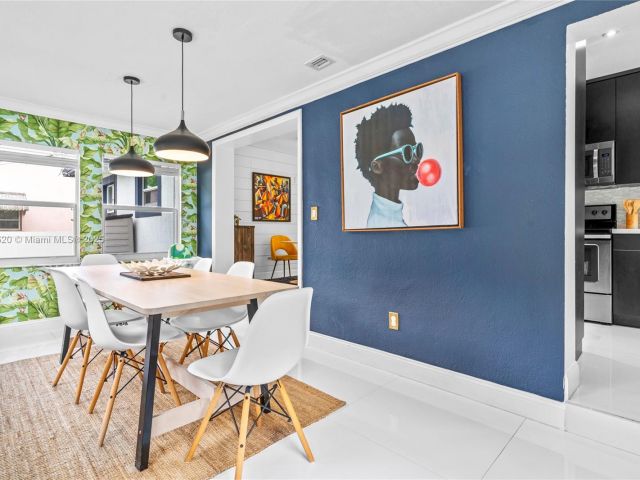 Дом в аренду по адресу 775 NW 44th St - фото 6047168