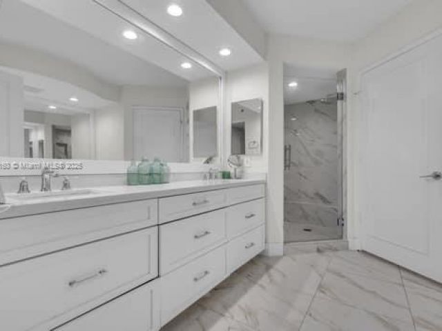 Продажа квартиры #202 - фото 5901526