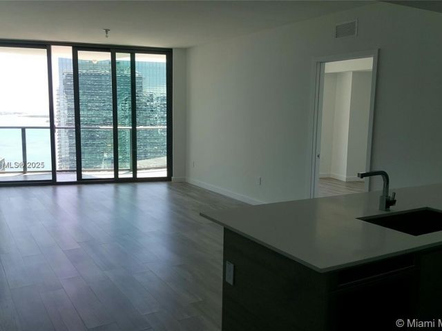 Продажа квартиры #4002 - фото 5916971