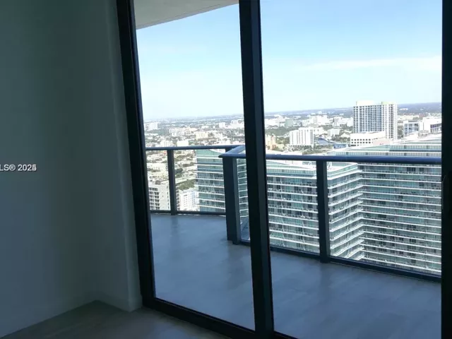 Продажа квартиры #4411 - фото 5916985