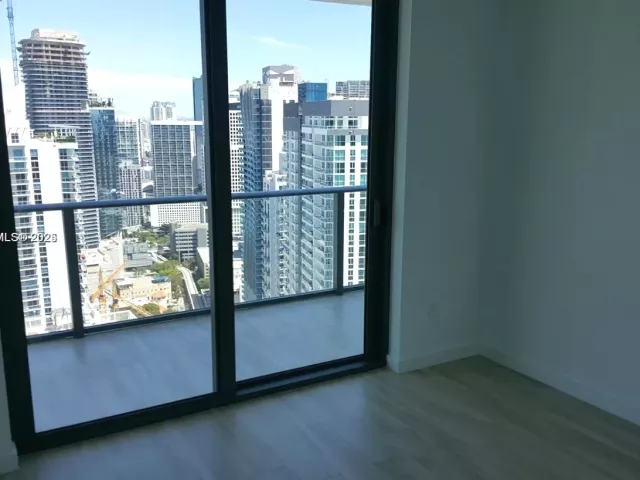 Продажа квартиры #4411 - фото 5916986