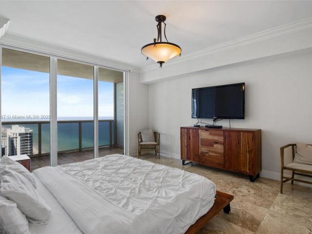 Квартира в аренду номер3310 - фото 5899853