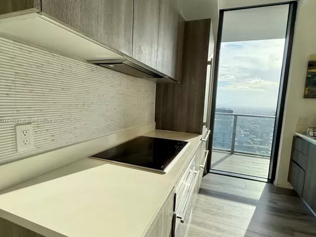 Продажа квартиры #5209 - фото 6852251