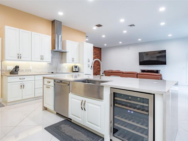 Продажа дома по адресу 23274 Alora Dr - фото 5861824