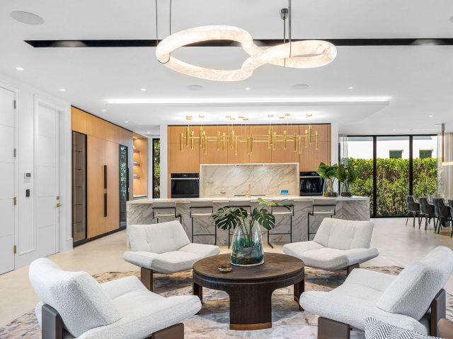 Продажа дома по адресу 2172 W Maya Palm Drive - фото 6226742