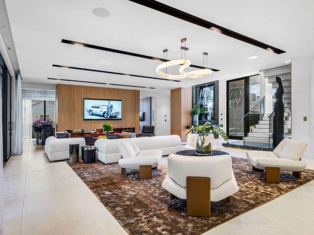 Продажа дома по адресу 2172 W Maya Palm Drive - фото 6226744