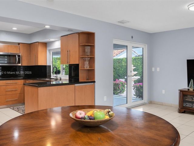 Продажа дома по адресу 11472 SW 28th Ter - фото 6039407