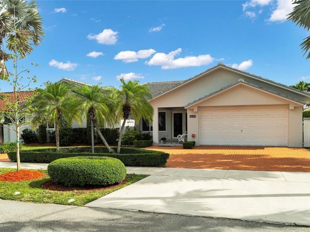 Продажа дома по адресу 11472 SW 28th Ter - фото 6039423