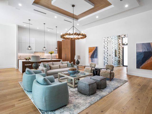 Продажа дома по адресу 1012 NW 5th Avenue - фото 6505746