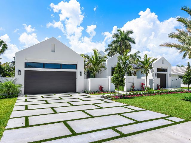 Продажа дома по адресу 1012 NW 5th Avenue - фото 6505755