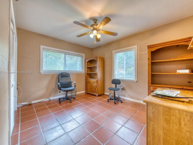 Продажа дома по адресу 1435 Blue Rd - фото 5888909