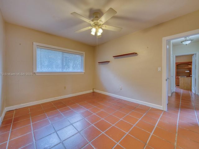 Продажа дома по адресу 1435 Blue Rd - фото 5888912