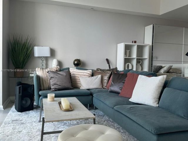 Квартира в аренду номер3905 - фото 5923997