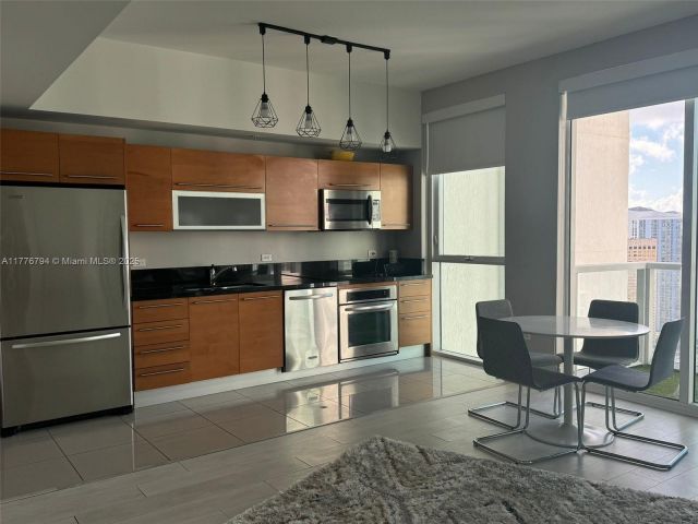 Квартира в аренду номер3905 - фото 5924000