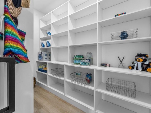 Продажа дома по адресу 872 NE 79 - фото 5862281