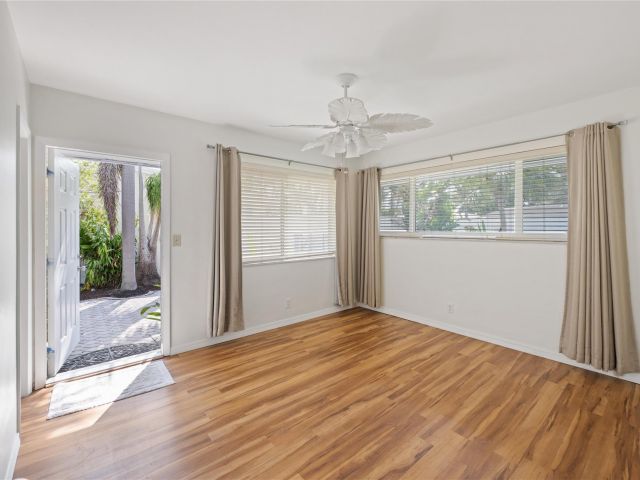 Продажа дома по адресу 2936 Coral Shores Dr - фото 5893804