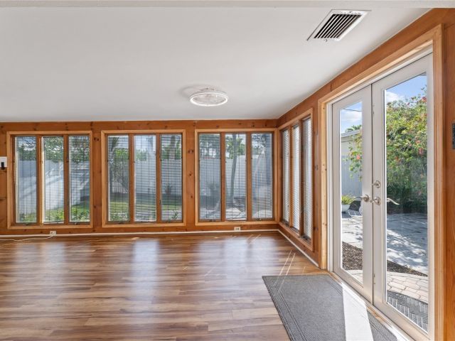 Продажа дома по адресу 2936 Coral Shores Dr - фото 5893808