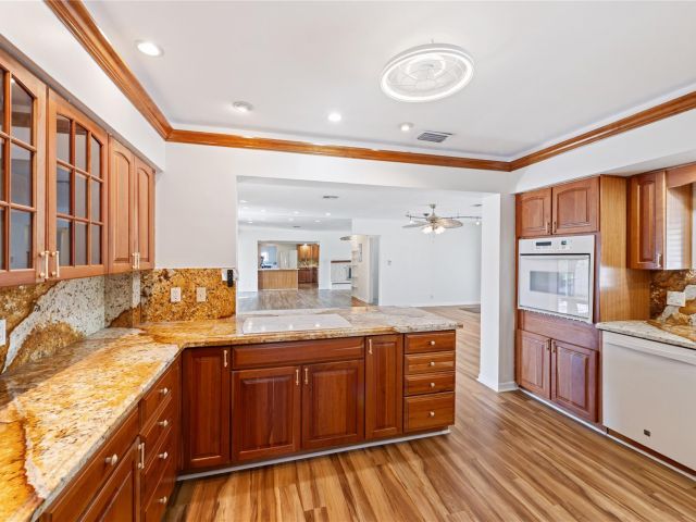 Продажа дома по адресу 2936 Coral Shores Dr - фото 5893812