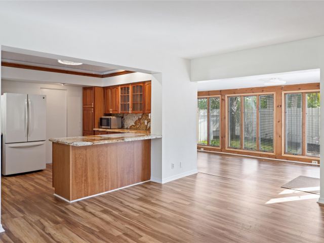 Продажа дома по адресу 2936 Coral Shores Dr - фото 5893813