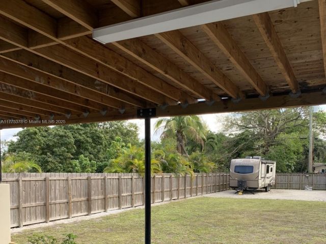 Продажа дома по адресу 2514 Adams St - фото 5876907